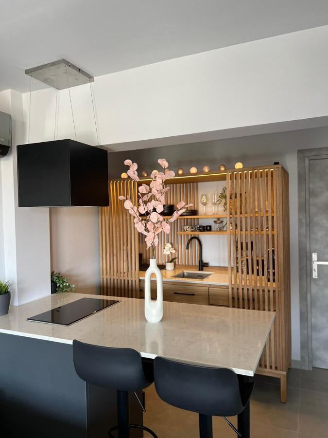 Loft Spa Greece - Enjoy Our Jacuzzi Kalamata Esterno foto