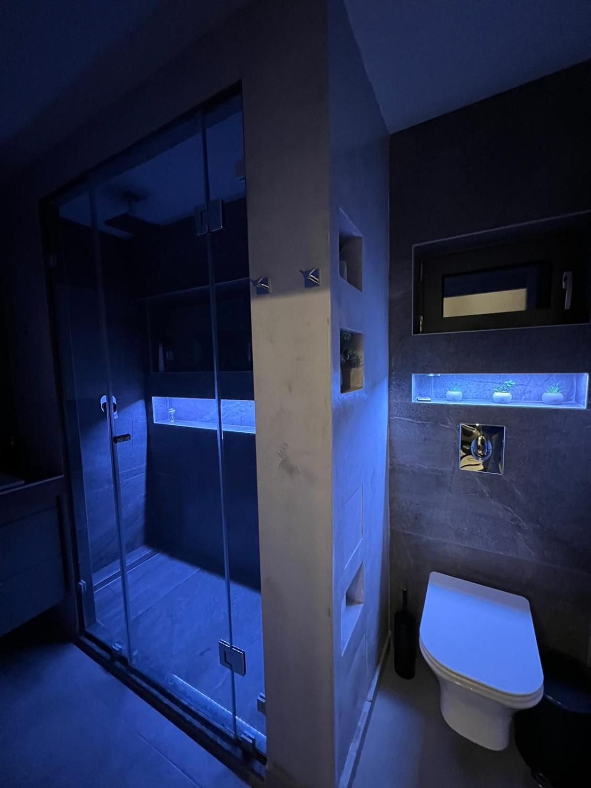 Loft Spa Greece - Enjoy Our Jacuzzi Kalamata Esterno foto